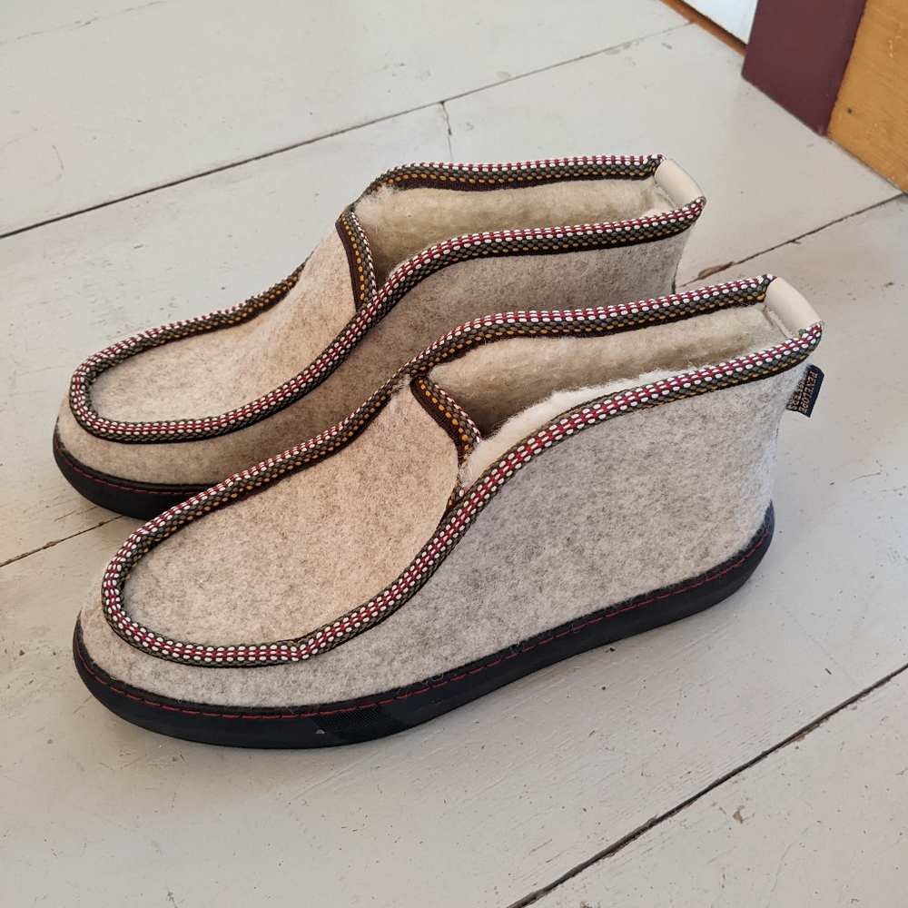 Penelope Chilvers Cream and Black Slippers